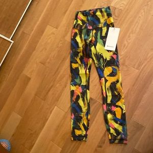 Lululemon Wunder Train HR Tight 25” leggings size 0